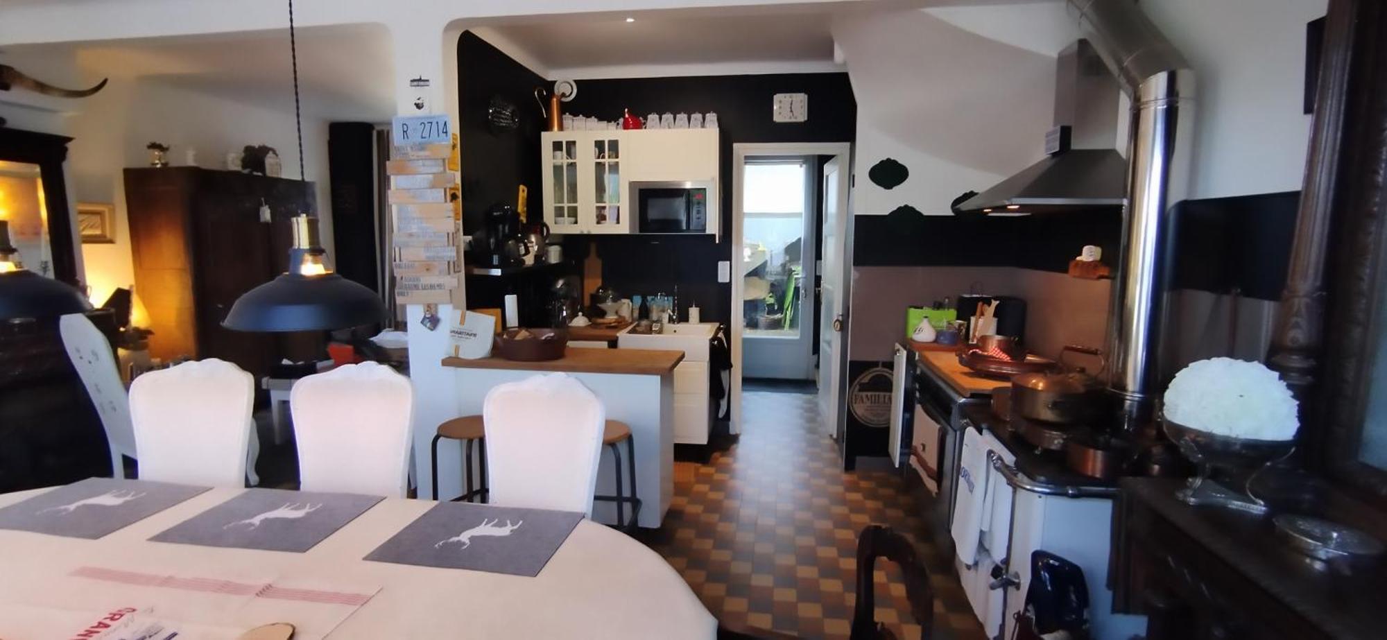 Une Chambre En Ville Domfront  Eksteriør billede
