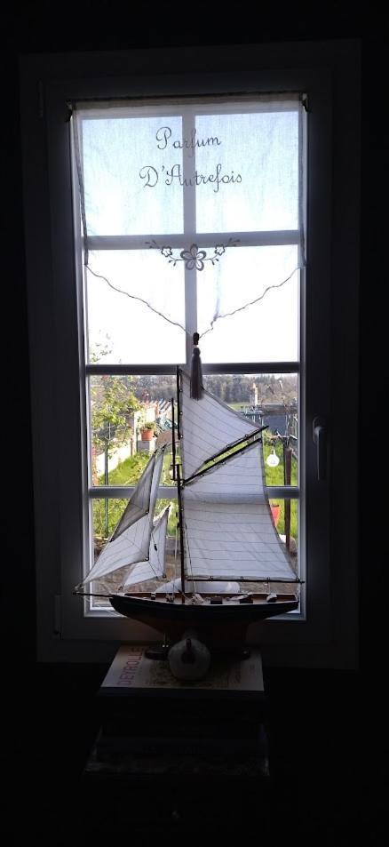 Une Chambre En Ville Domfront  Eksteriør billede